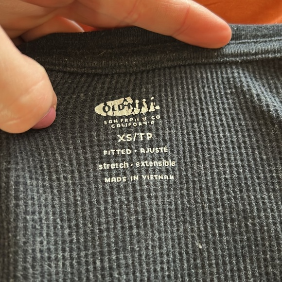 Black and Cream Long Sleeve Tops - Picture 3 of 7